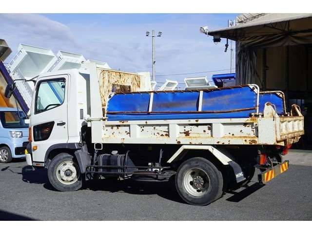 Hino RANGER 2017-08 27635-6