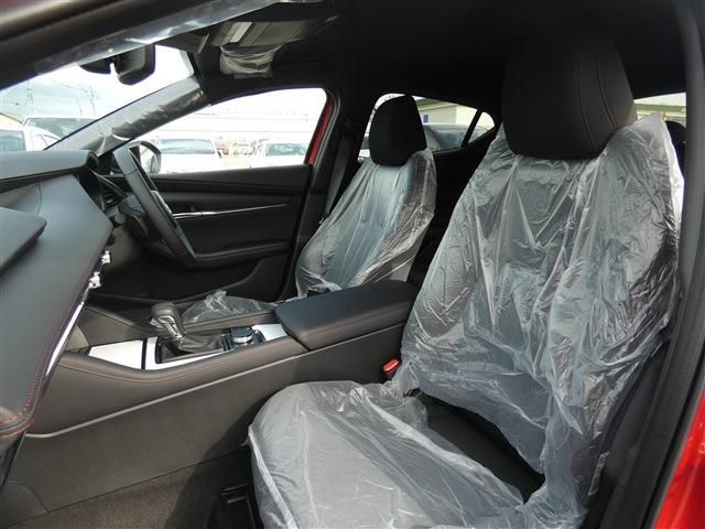 Mazda MAZDA3 2023-03 1365-17