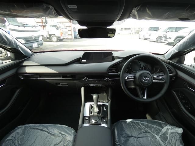 Mazda MAZDA3 2023-03 1365-4