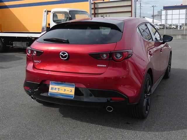 Mazda MAZDA3 2023-03 1365-2