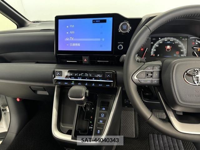 Toyota VOXY 2023-09 341826-18