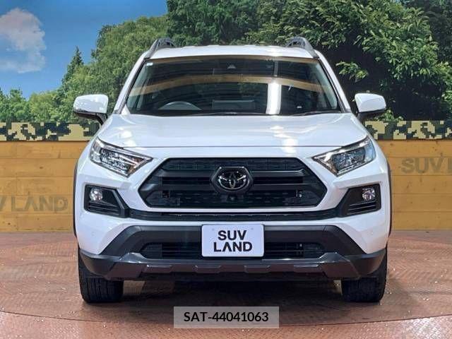 Toyota RAV4 2021-01 282843-14