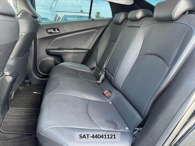 Toyota PRIUS 2019-07 331145-18