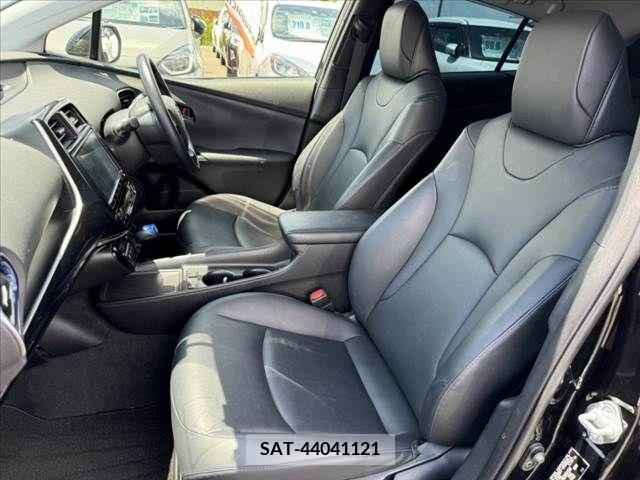 Toyota PRIUS 2019-07 331145-16