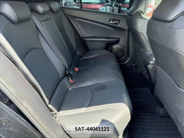 Toyota PRIUS 2019-07 331145-17
