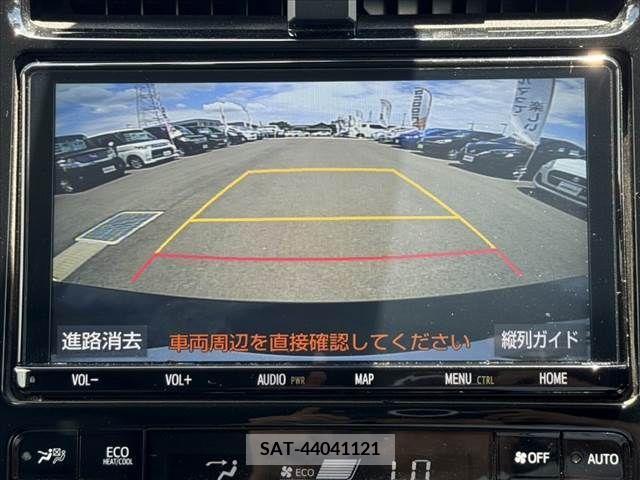 Toyota PRIUS 2019-07 331145-3