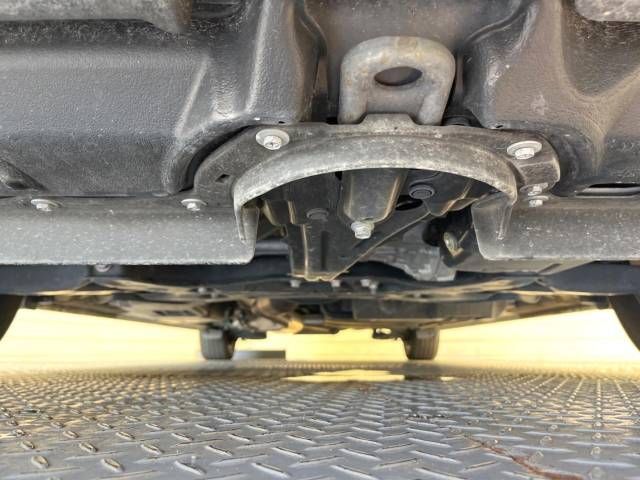 Toyota VOXY 2019-05 19355-19
