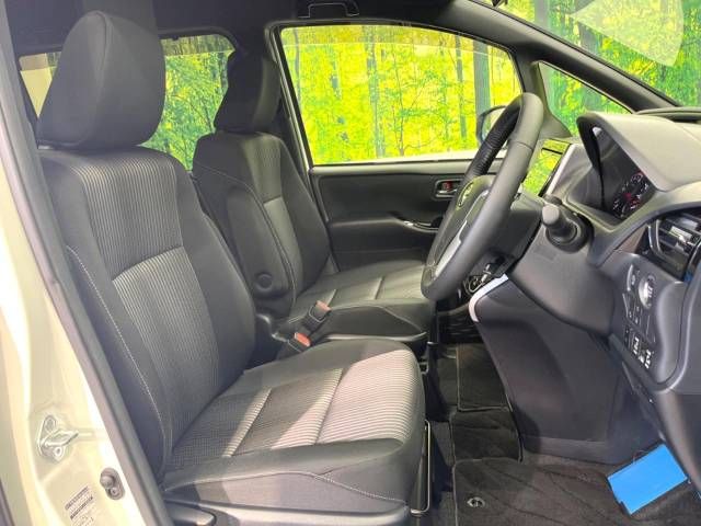 Toyota VOXY 2019-05 19355-8