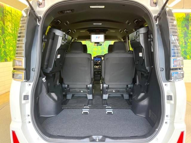 Toyota VOXY 2019-05 19355-11