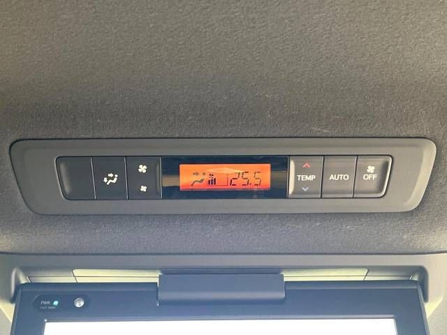 Toyota VOXY 2019-05 19355-6
