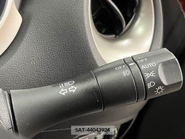 Nissan JUKE 2011-09 320472-6