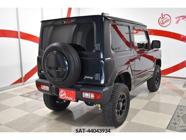 Suzuki JIMNY 2019-04 348501-27
