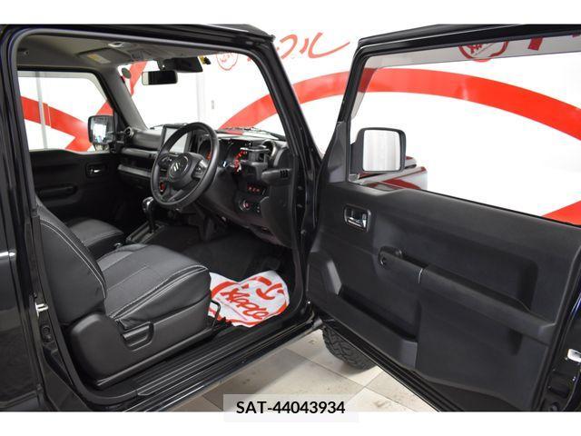 Suzuki JIMNY 2019-04 348501-9