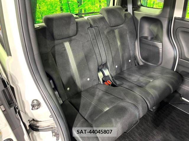 Honda N BOX CUSTOM 2022-02 364876-9