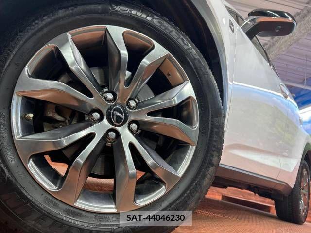 Lexus NX 2017-06 275597-13