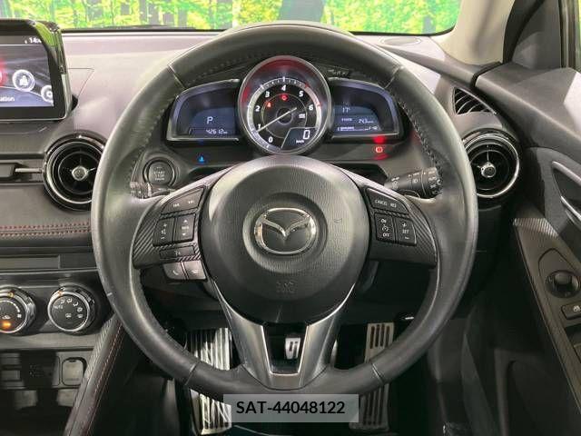 Mazda DEMIO 2014-11 301918-11