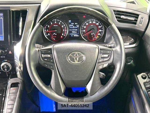 Toyota ALPHARD 2022-11 355372-12