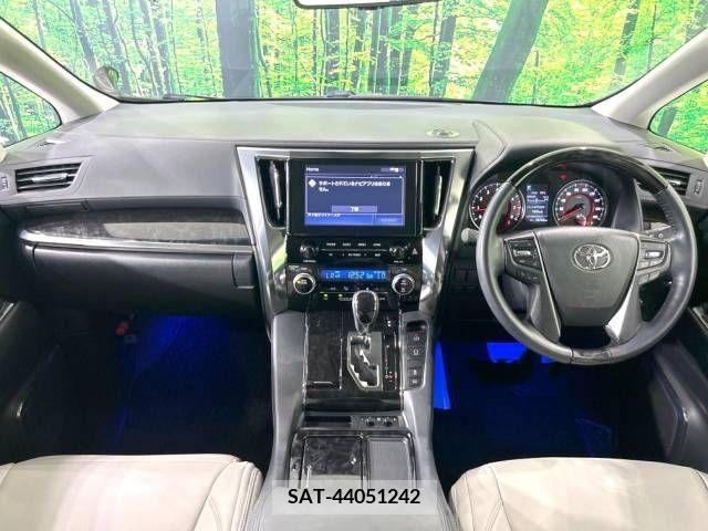 Toyota ALPHARD 2022-11 355372-1