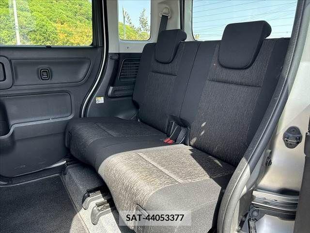 Suzuki SPACIA 2018-02 285740-17
