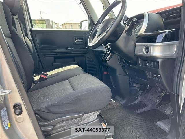 Suzuki SPACIA 2018-02 285740-15