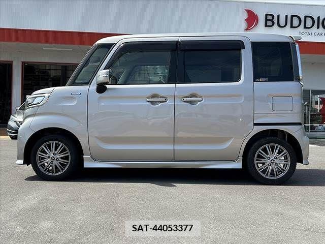Suzuki SPACIA 2018-02 285740-10