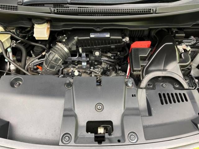 Honda e 2018-06 194572-18