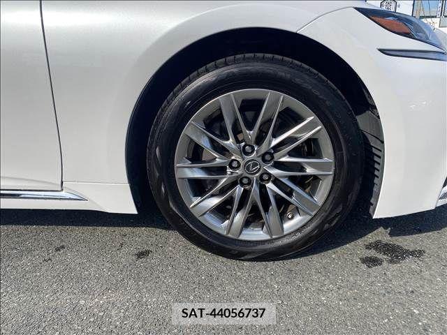 Lexus LS 2018-03 275432-19