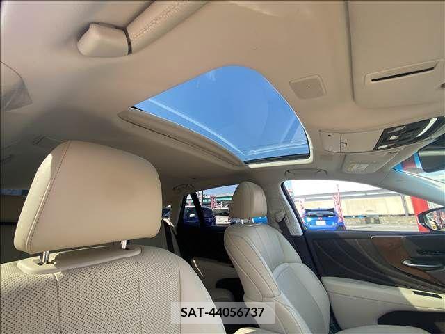 Lexus LS 2018-03 275432-12
