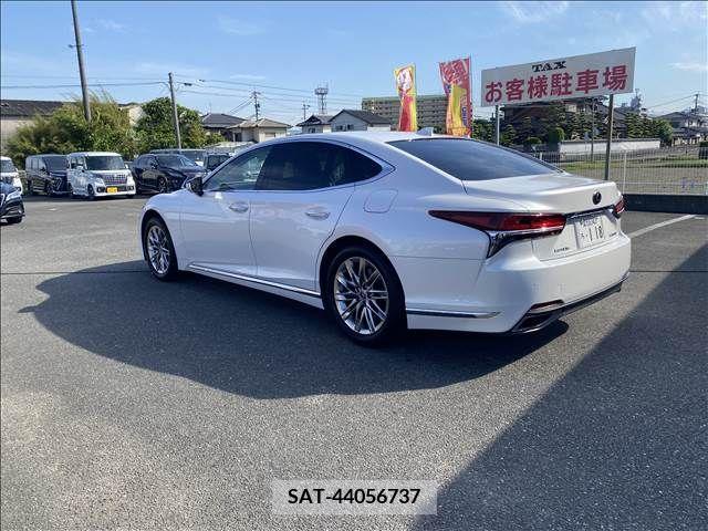 Lexus LS 2018-03 275432-2