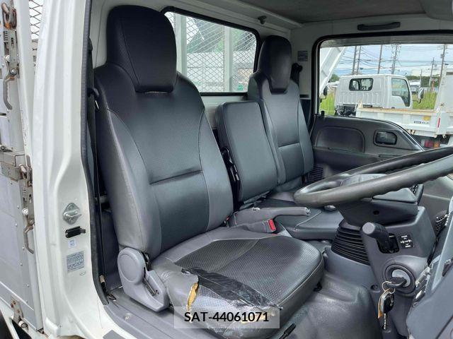 Isuzu ELF TRUCK 2012-06 334162-17