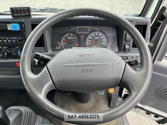 Isuzu ELF TRUCK 2012-06 334162-18