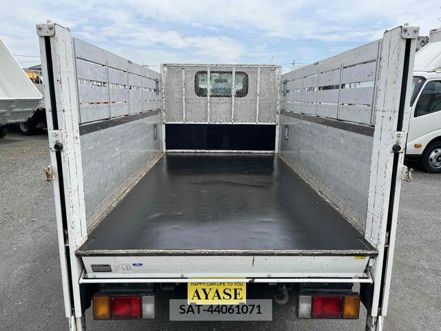 Isuzu ELF TRUCK 2012-06 334162-6