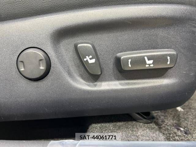 Toyota PRIUS 2015-04 214213-5
