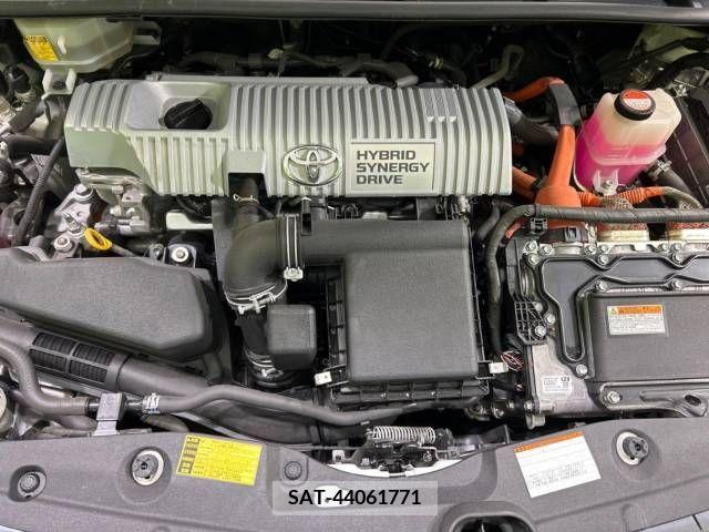 Toyota PRIUS 2015-04 214213-17