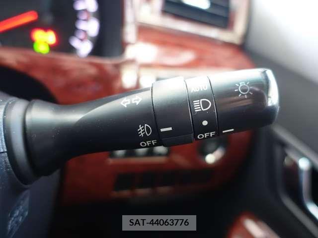 Toyota VELLFIRE 2010-12 212082-19