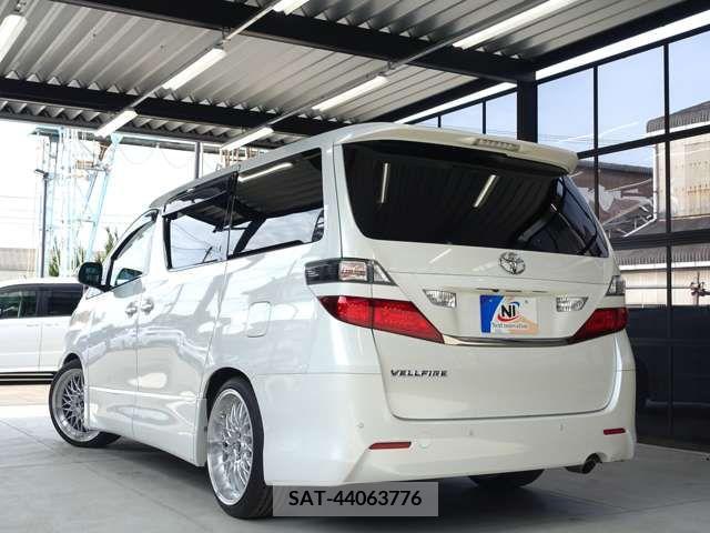 Toyota VELLFIRE 2010-12 212082-13