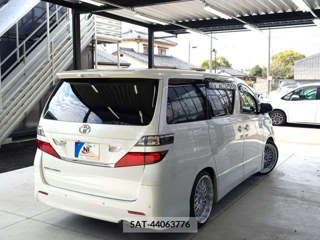 Toyota VELLFIRE 2010-12 212082-6