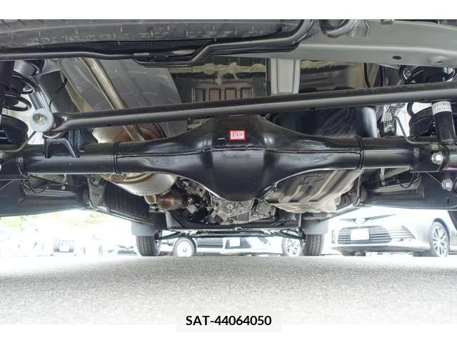 Toyota PIXIS VAN 2023-11 315727-16