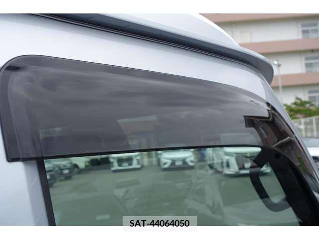 Toyota PIXIS VAN 2023-11 315727-15