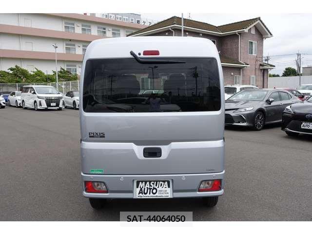 Toyota PIXIS VAN 2023-11 315727-5