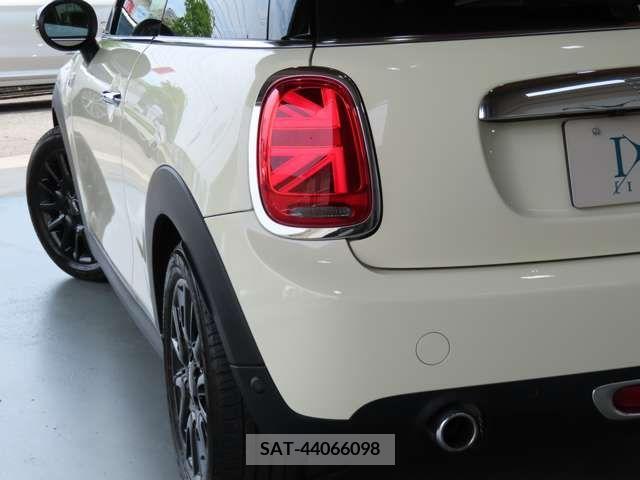 Bmw MINI 2019-09 331894-6