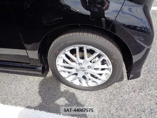 Honda N BOX CUSTOM 2023-06 203070-16