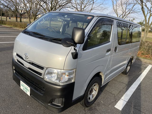 Toyota HIACE VAN 2013-12 1501-12