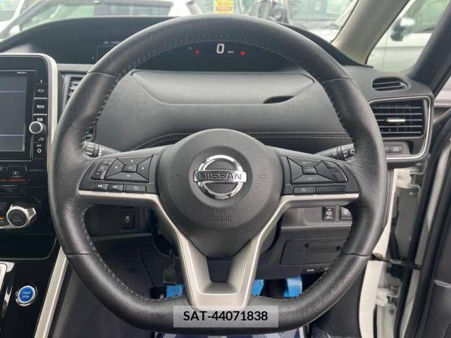 Nissan SERENA 2019-06 383970-12