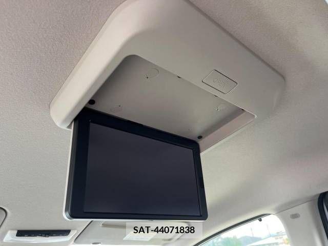 Nissan SERENA 2019-06 383970-2