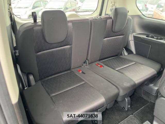 Nissan SERENA 2019-06 383970-10