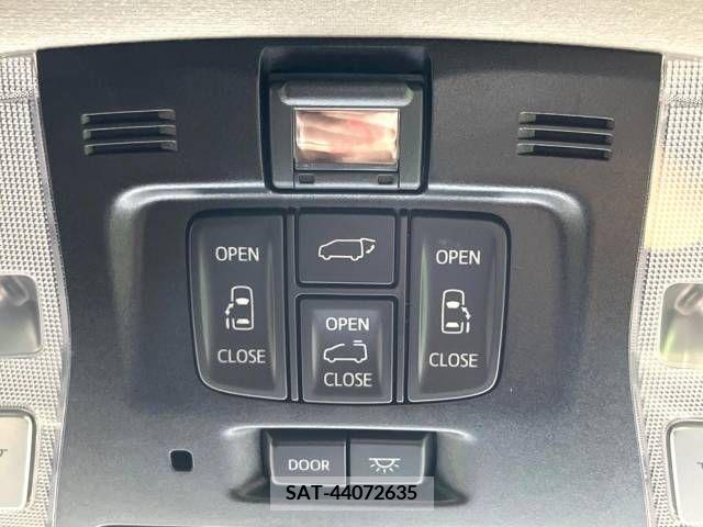 Toyota ALPHARD 2022-11 389021-6