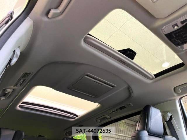 Toyota ALPHARD 2022-11 389021-2