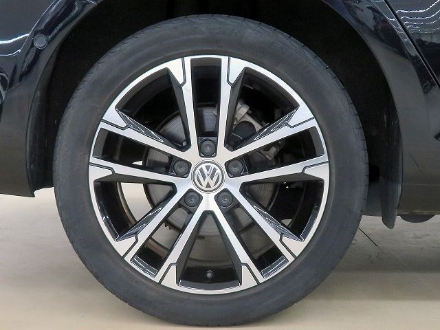 VolksWagen GOLF VARIANT 2019-11 3692-5