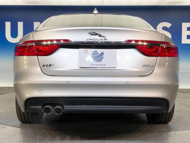 Jaguar XF 2017-03 194302-16